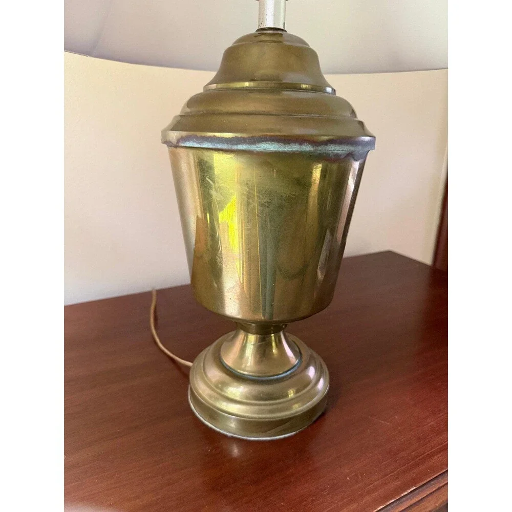 Vintage Solid Brass Urn Table Lamps Pair Traditional Colonial Hollywood Regency